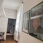Ancient Courtyard Bonanomi In Historic Centre Apartman Como