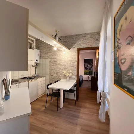 Appartamento Ancient Courtyard Bonanomi In Historic Centre Côme