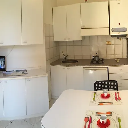 Διαμέρισμα Ancient Courtyard Bonanomi In Historic Centre