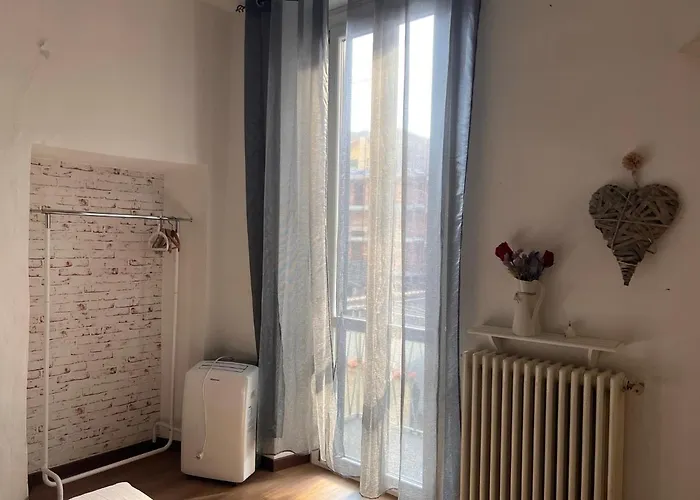 Ancient Courtyard Bonanomi In Historic Centre *