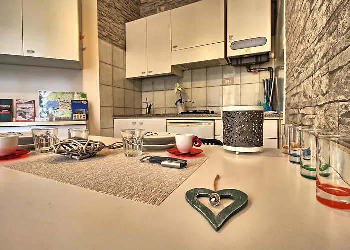 Ancient Courtyard Bonanomi In Historic Centre Apartamento