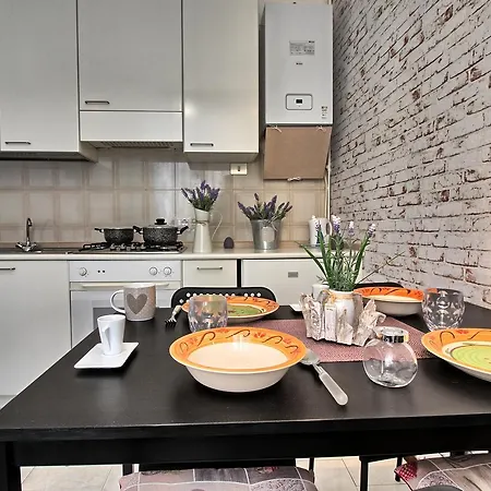 Appartement Ancient Courtyard Bonanomi In Historic Centre *