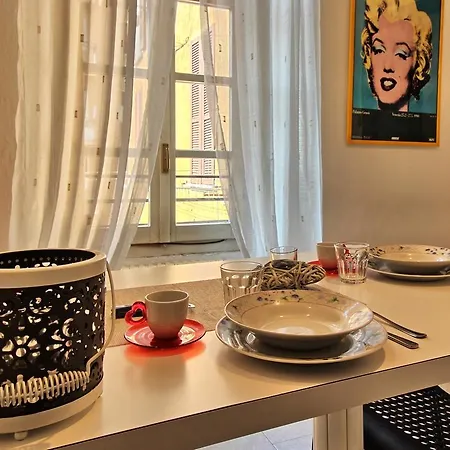 Appartement Ancient Courtyard Bonanomi In Historic Centre *